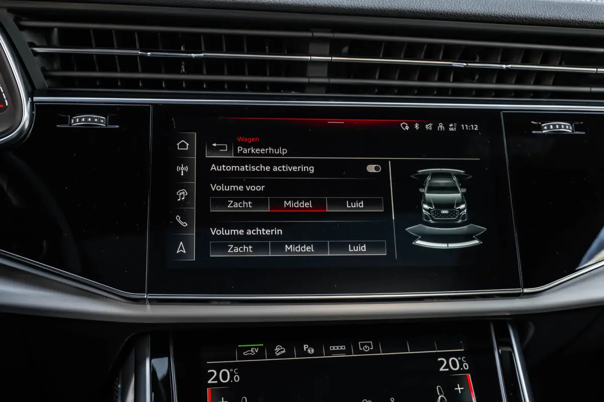 55 TFSI e 290 kW / 394 pk tiptronic quattro Pro Line S | Adaptive air suspension sport | Adaptive cruise control | Audi Connect diensten