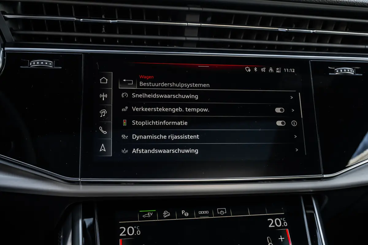 55 TFSI e 290 kW / 394 pk tiptronic quattro Pro Line S | Adaptive air suspension sport | Adaptive cruise control | Audi Connect diensten
