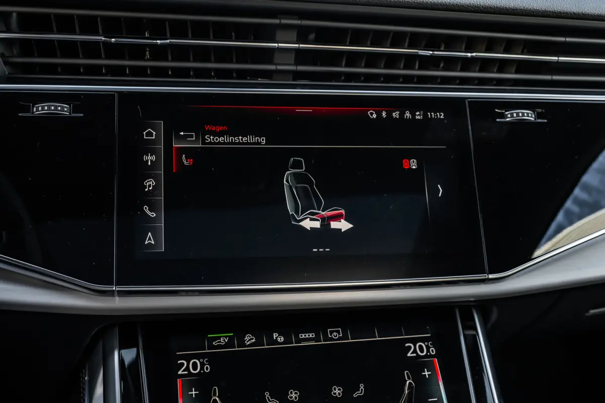55 TFSI e 290 kW / 394 pk tiptronic quattro Pro Line S | Adaptive air suspension sport | Adaptive cruise control | Audi Connect diensten