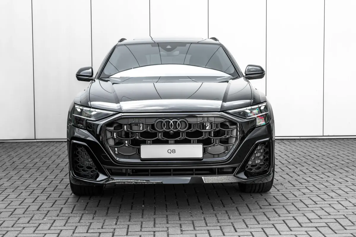 55 TFSI e 290 kW / 394 pk tiptronic quattro Pro Line S | Adaptive air suspension sport | Adaptive cruise control | Audi Connect diensten