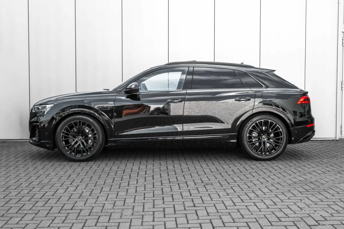 55 TFSI e 290 kW / 394 pk tiptronic quattro Pro Line S | Adaptive air suspension sport | Adaptive cruise control | Audi Connect diensten