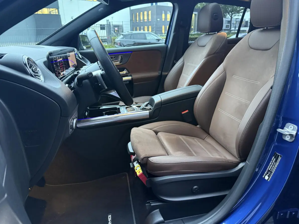 180 AMG Line MILD-HYBRID PANO LEER HEAD UP