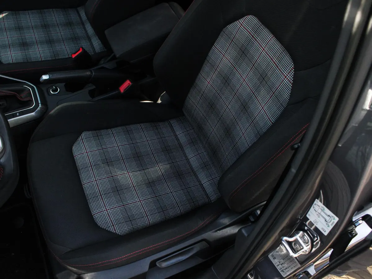 GTI 2.0 TSI DSG |IQ.LIGHT|Pano|Beats|ACC|KW