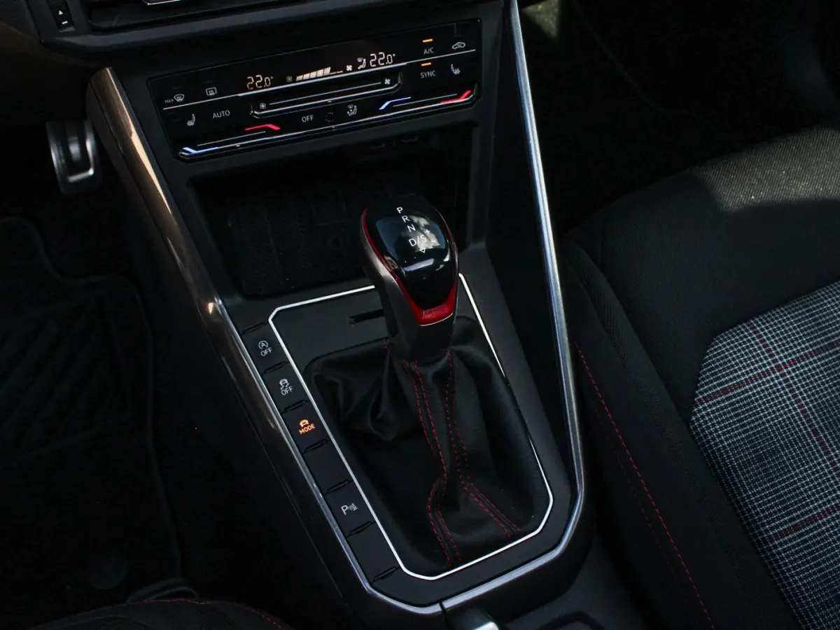 GTI 2.0 TSI DSG |IQ.LIGHT|Pano|Beats|ACC|KW