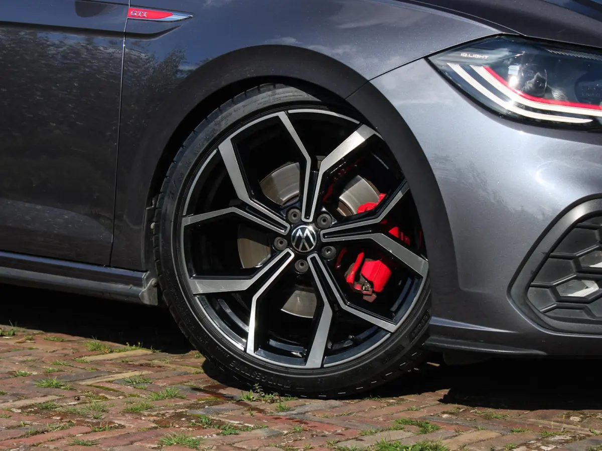 GTI 2.0 TSI DSG |IQ.LIGHT|Pano|Beats|ACC|KW