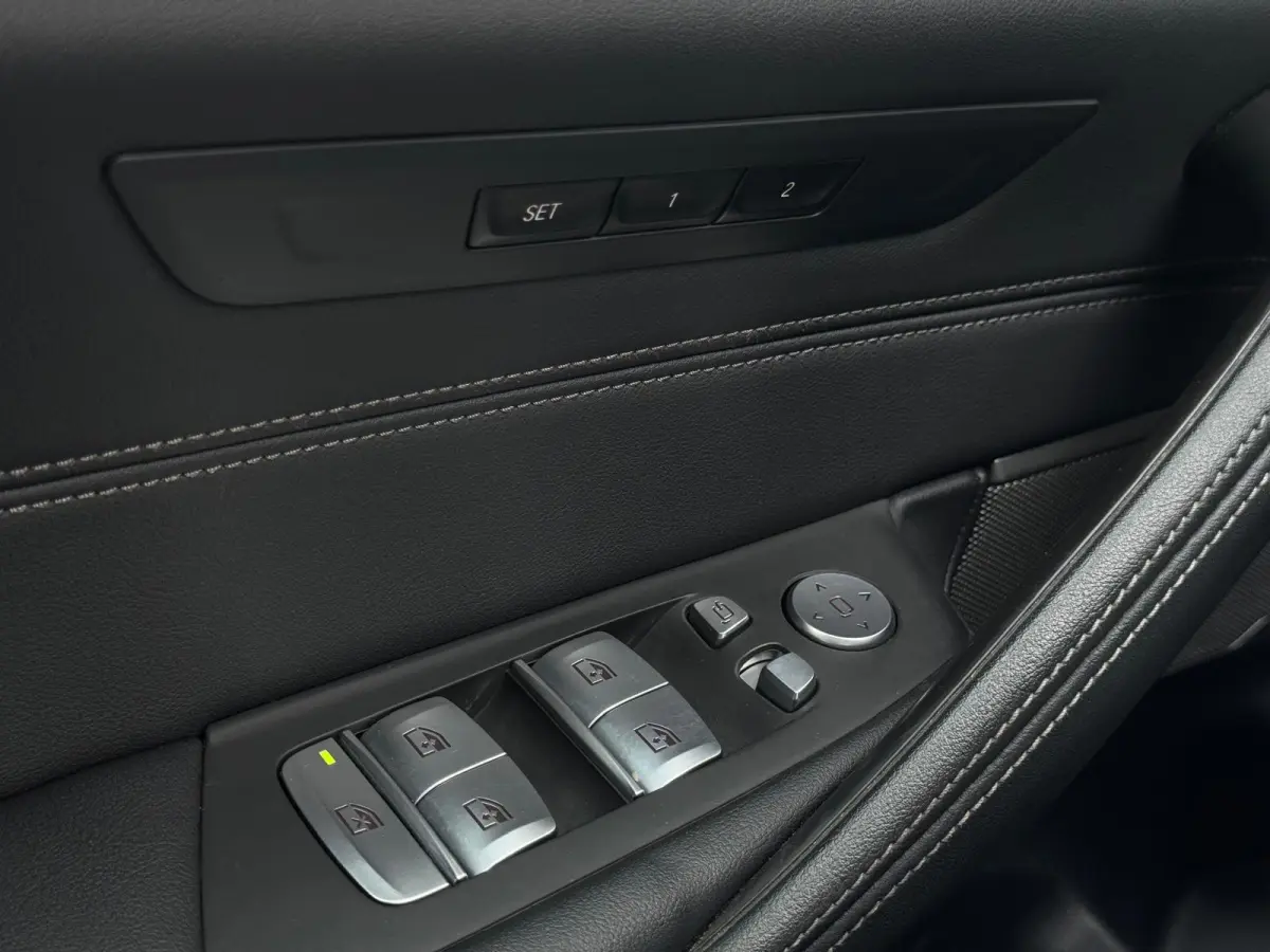 545e M-Sport Executive Uniek Vol | Laser Lights | Panorama | Harman/Kardon | Stoelventilatie | Head UP| Trekhaak| BTW