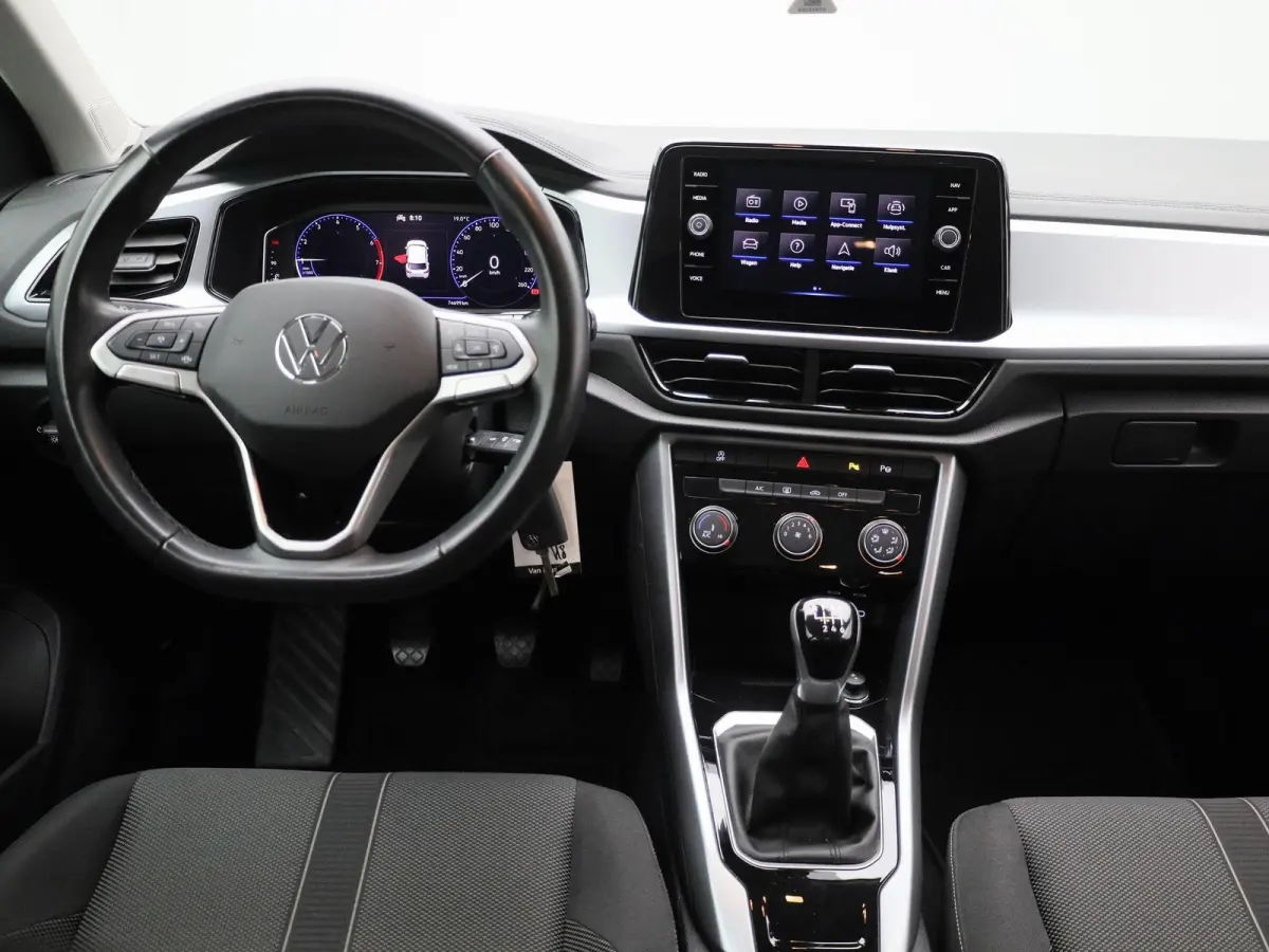 1.0 TSI Life 75 Edition 110 PK | Camera | Adaptive Cruise Control | Parkeersensoren | Apple Carplay | Android Auto | Digital Cockpit Pro | Lichtmetalen velgen |
