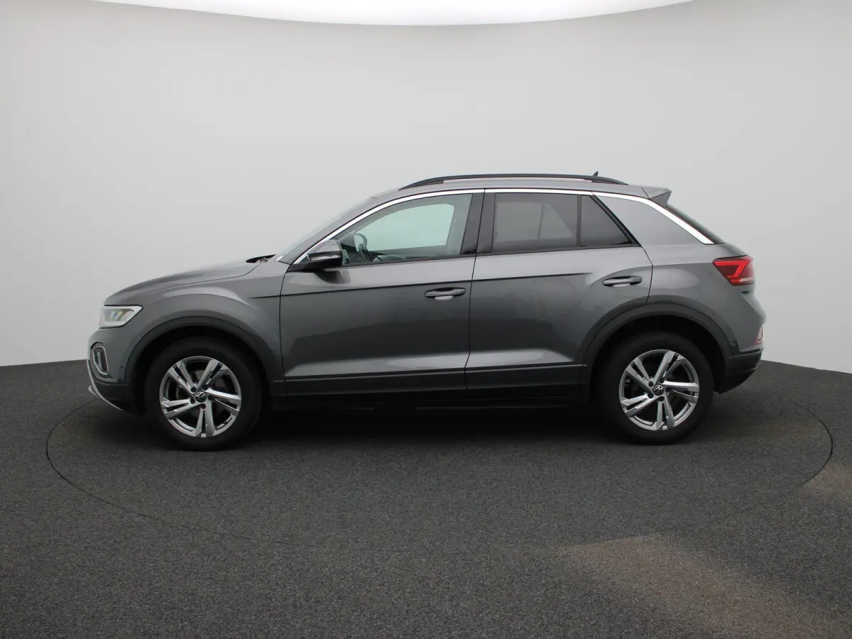 1.0 TSI Life 75 Edition 110 PK | Camera | Adaptive Cruise Control | Parkeersensoren | Apple Carplay | Android Auto | Digital Cockpit Pro | Lichtmetalen velgen |