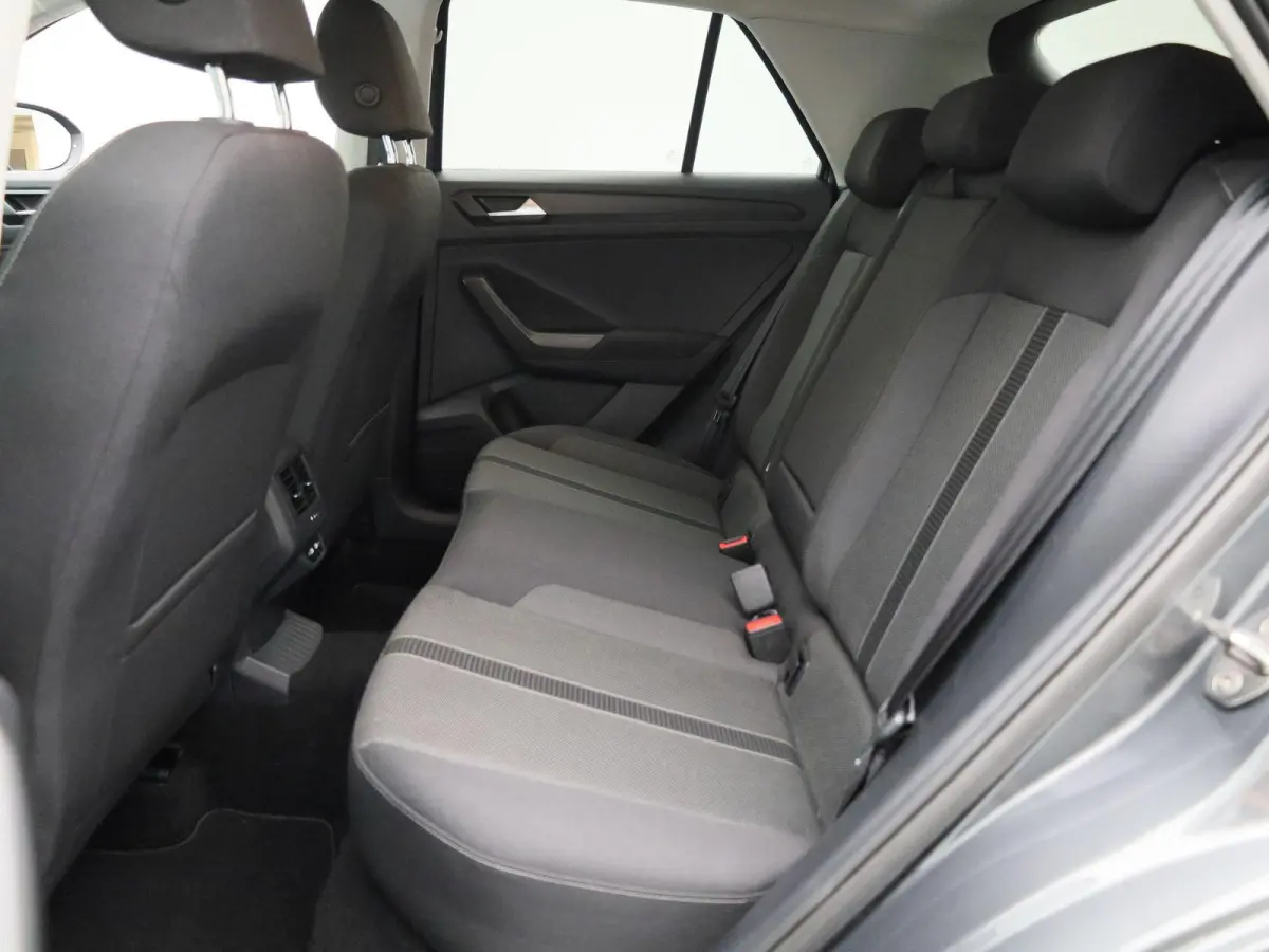1.0 TSI Life 75 Edition 110 PK | Camera | Adaptive Cruise Control | Parkeersensoren | Apple Carplay | Android Auto | Digital Cockpit Pro | Lichtmetalen velgen |