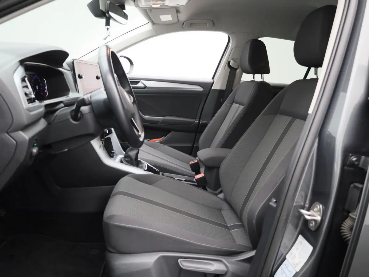 1.0 TSI Life 75 Edition 110 PK | Camera | Adaptive Cruise Control | Parkeersensoren | Apple Carplay | Android Auto | Digital Cockpit Pro | Lichtmetalen velgen |