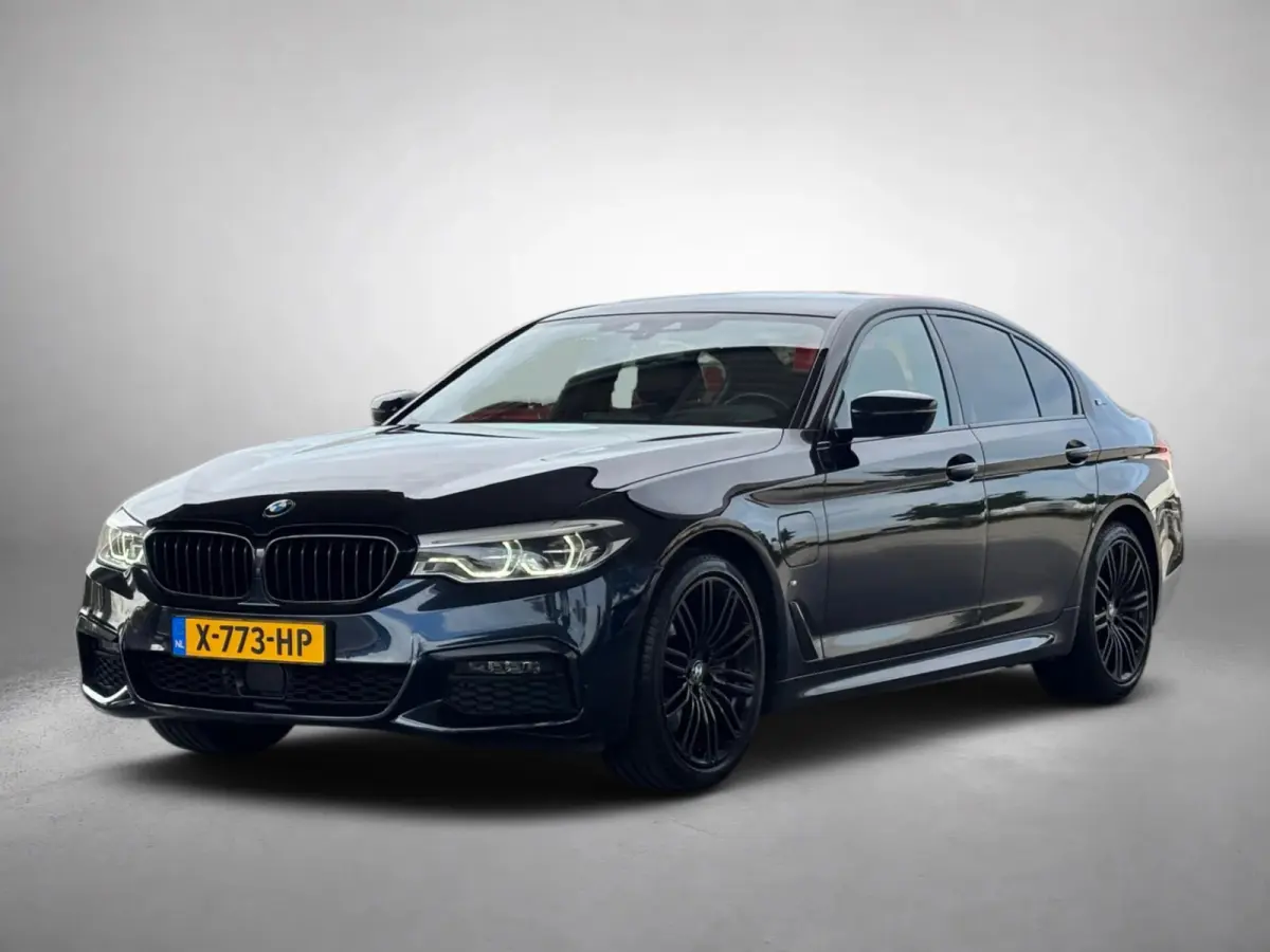 530e iPerformance High Executive(Dealer OnderH, Navi Prof, Comfort Zetels, Harman/ Kardon, Head-up, 360 camera, Etc)