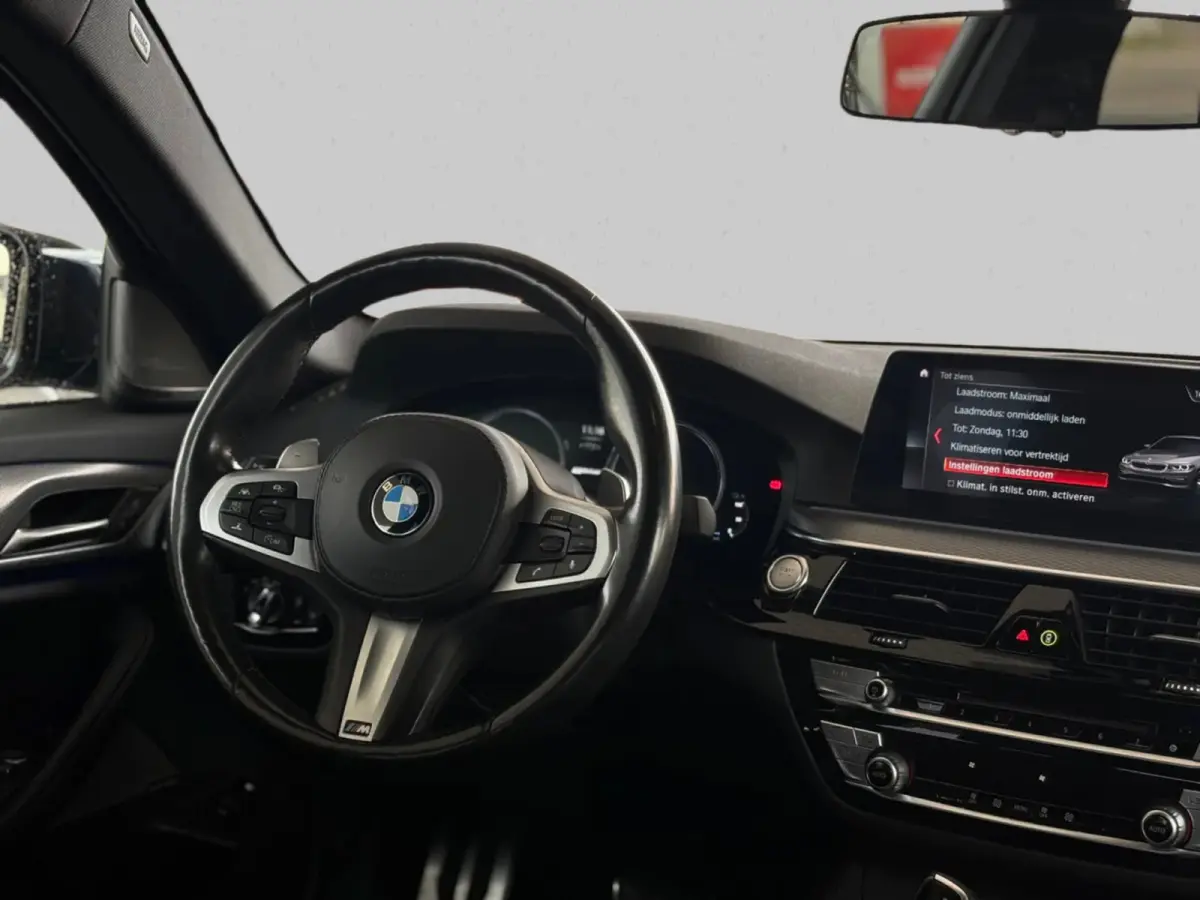 530e iPerformance High Executive(Dealer OnderH, Navi Prof, Comfort Zetels, Harman/ Kardon, Head-up, 360 camera, Etc)