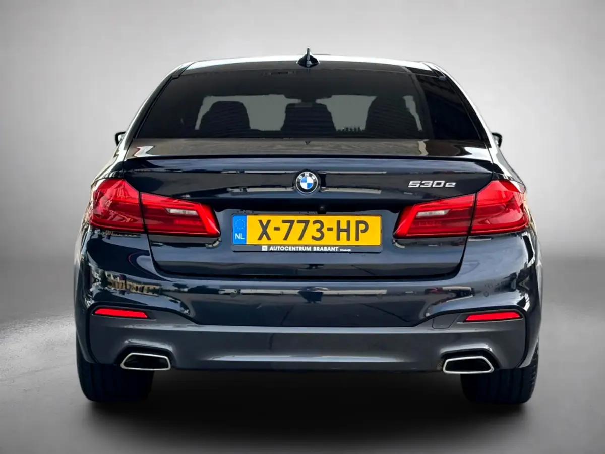 530e iPerformance High Executive(Dealer OnderH, Navi Prof, Comfort Zetels, Harman/ Kardon, Head-up, 360 camera, Etc)