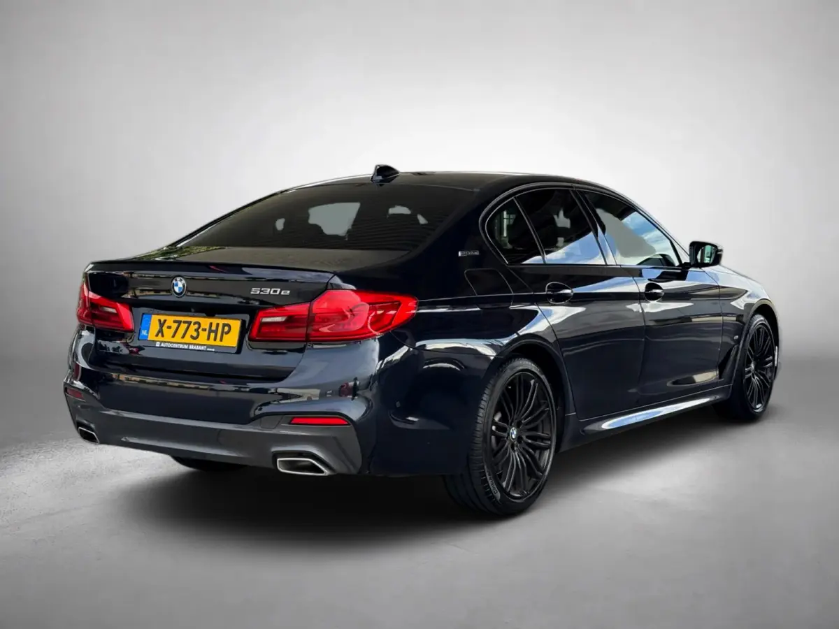530e iPerformance High Executive(Dealer OnderH, Navi Prof, Comfort Zetels, Harman/ Kardon, Head-up, 360 camera, Etc)