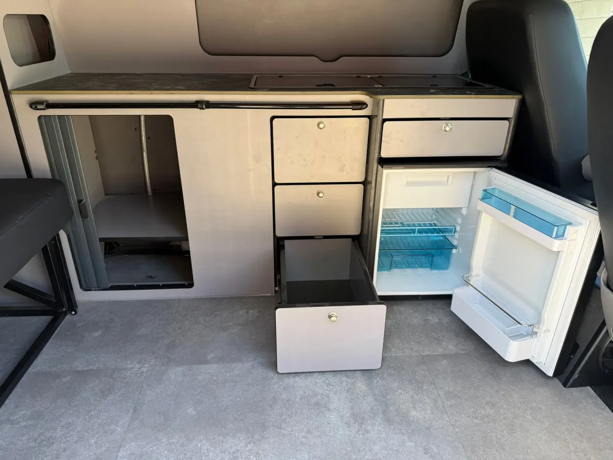 2.0 TDI L2H3 | Luxe Camper | Motor volledig gereviseerd | PANO | Full LED | Apple Carplay |