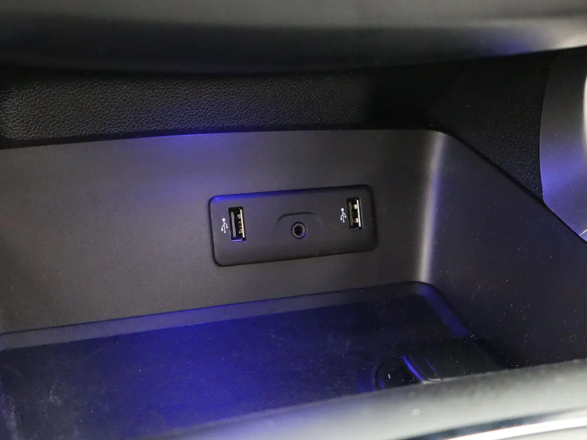 TCe 140 EDC GPF BOSE Edition | automaat | trekhaak |