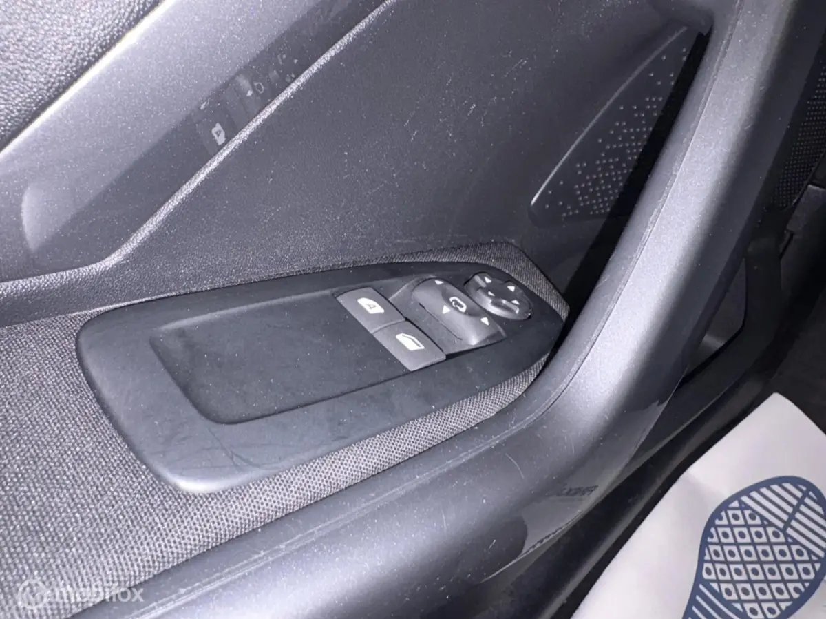 1.2 PureTech Blue Lion Apk - Pano - Cruise - Navi - Elec. Ramen