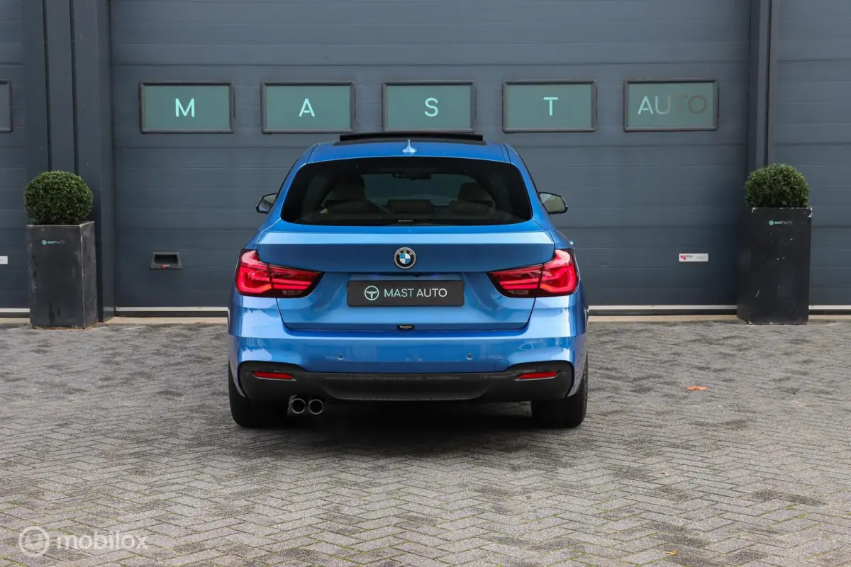 330i High Executive