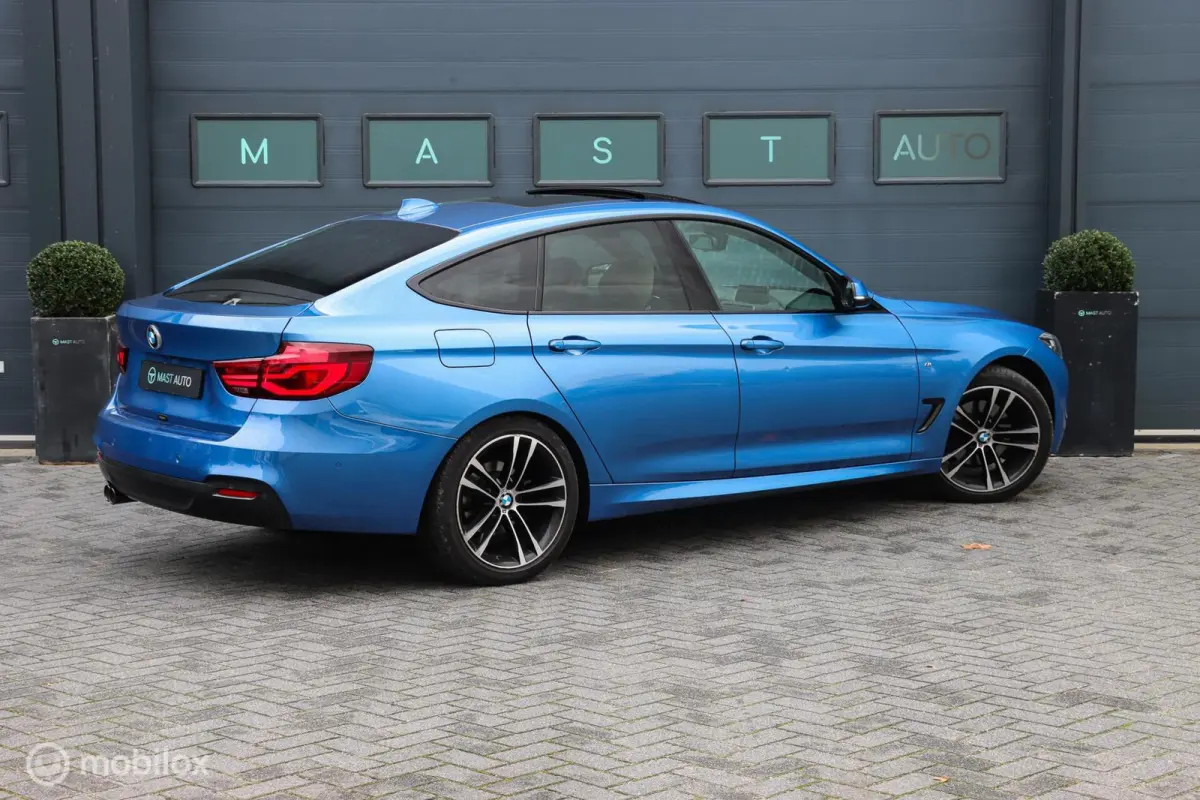330i High Executive