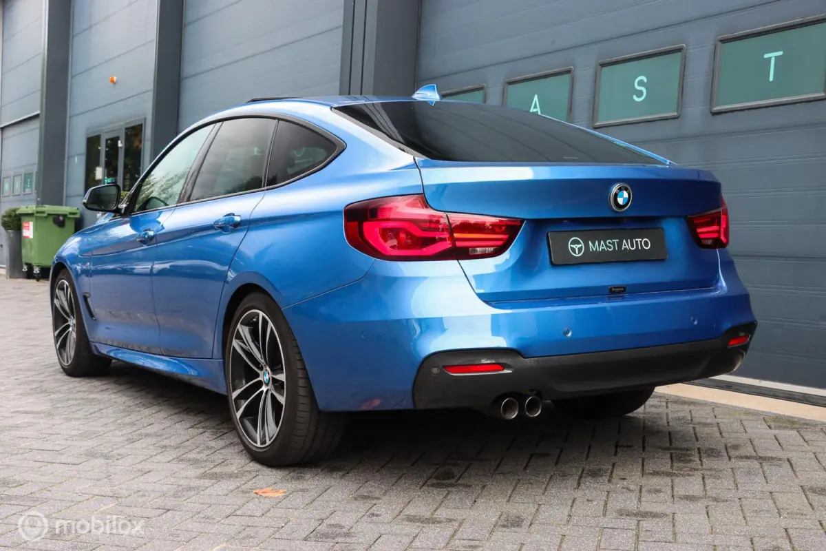 330i High Executive