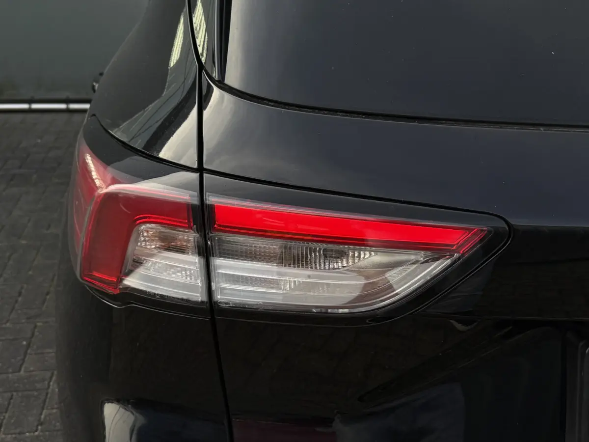 BWJ 2021 2.5 210 PK PHEV ST-Line X TREKHAAK | KEYLESS | HALF LEDER | STOEL + STUURVERW. | ADAPTIVE CRUISE | CAMERA | ELEKTR. ACHTERKLEP | CARPLAY + ANDROID | NAVI | CLIMA | LMV | PDC