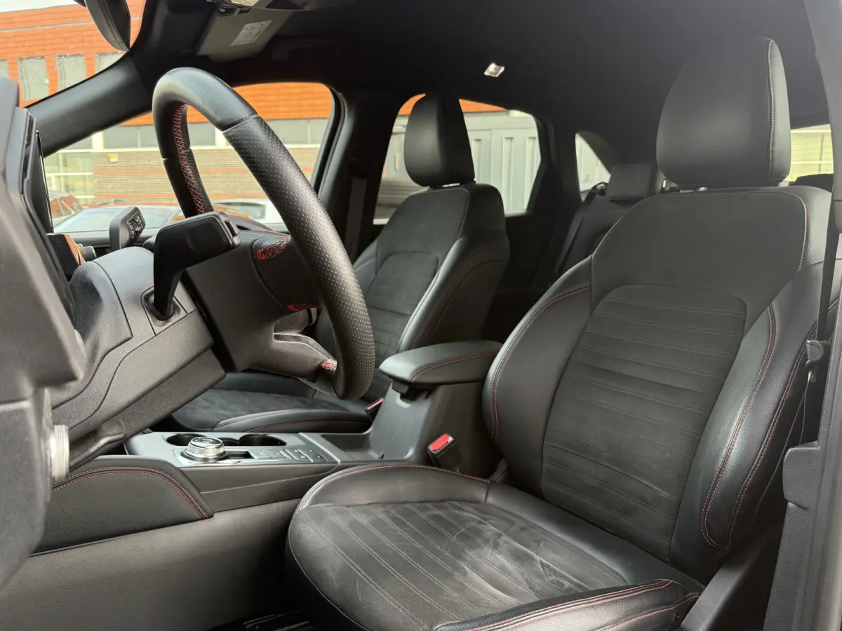 BWJ 2021 2.5 210 PK PHEV ST-Line X TREKHAAK | KEYLESS | HALF LEDER | STOEL + STUURVERW. | ADAPTIVE CRUISE | CAMERA | ELEKTR. ACHTERKLEP | CARPLAY + ANDROID | NAVI | CLIMA | LMV | PDC