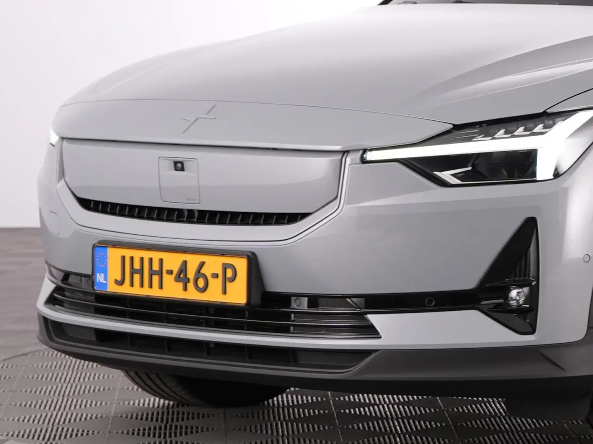Standard Range Single Motor Plus 70 kWh | PANORAMADAK | harman/kardon | EL. Stoelen ✅ 1e Eigenaar !