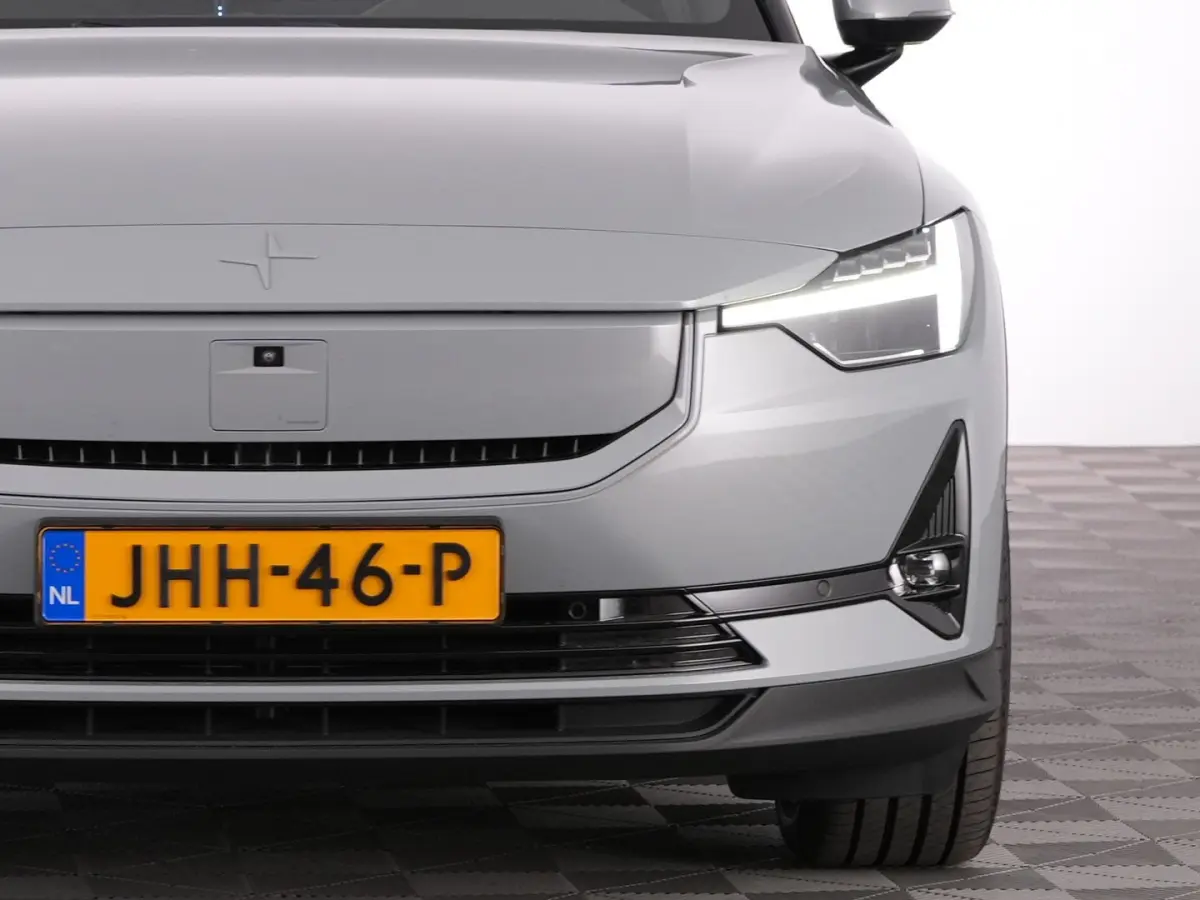 Standard Range Single Motor Plus 70 kWh | PANORAMADAK | harman/kardon | EL. Stoelen ✅ 1e Eigenaar !