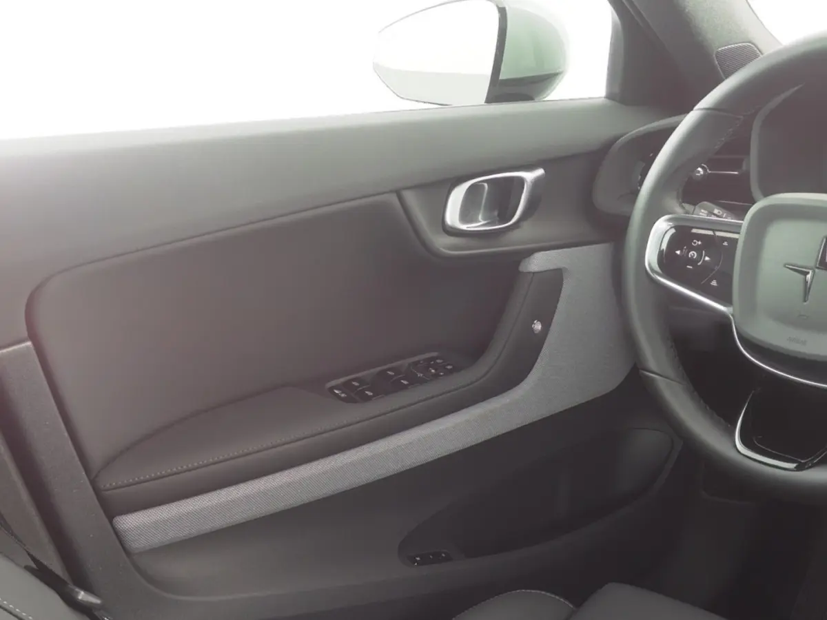 Standard Range Single Motor Plus 70 kWh | PANORAMADAK | harman/kardon | EL. Stoelen ✅ 1e Eigenaar !
