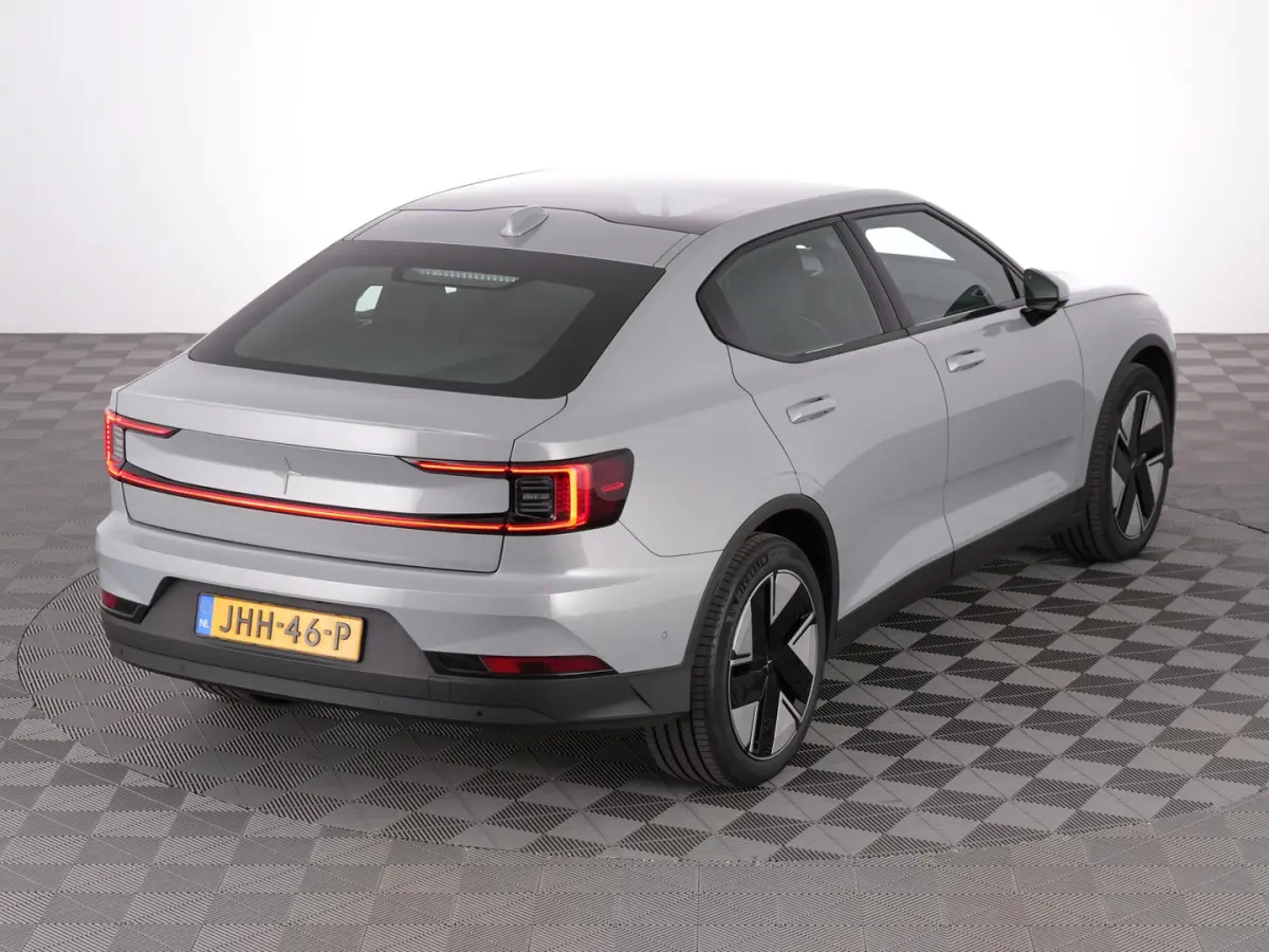 Standard Range Single Motor Plus 70 kWh | PANORAMADAK | harman/kardon | EL. Stoelen ✅ 1e Eigenaar !