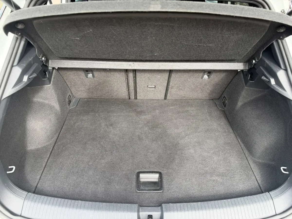 1.5 TSI 3x R-LINE DSG l VIRTUAL l CAMERA l ST-VERW l TREKHAAK l ADAPT.CRUISE l LANE ASSIST l CARPLAY