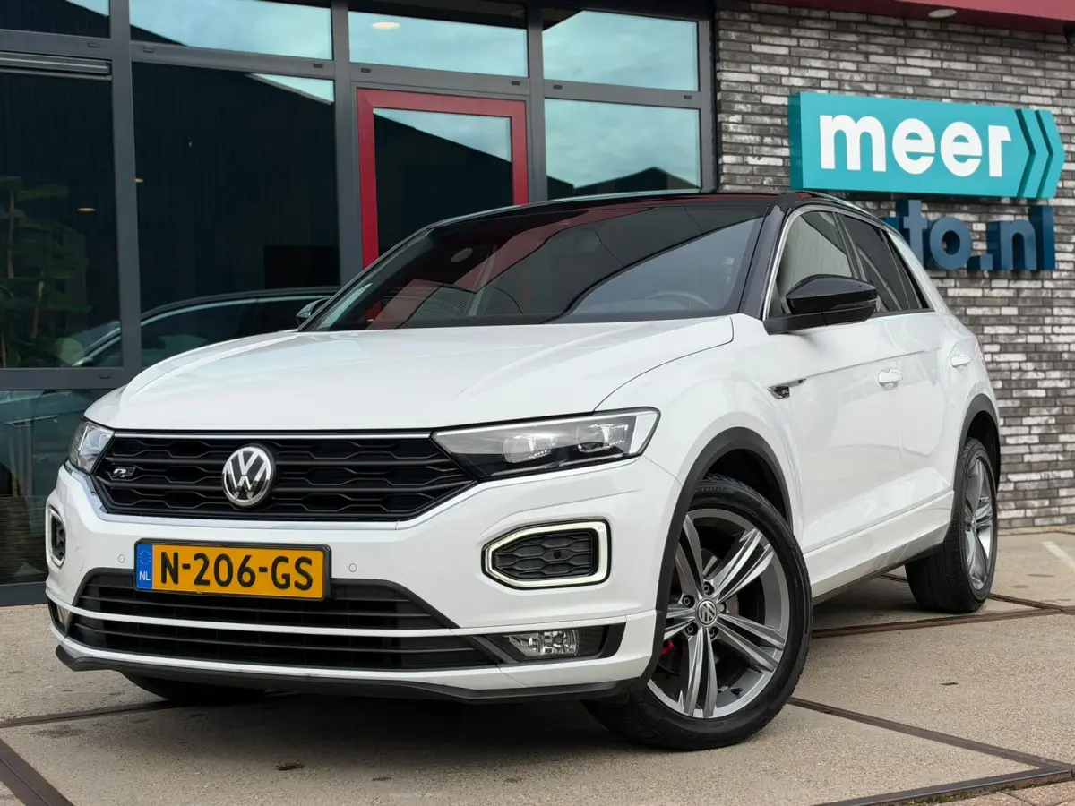 1.5 TSI 3x R-LINE DSG l VIRTUAL l CAMERA l ST-VERW l TREKHAAK l ADAPT.CRUISE l LANE ASSIST l CARPLAY