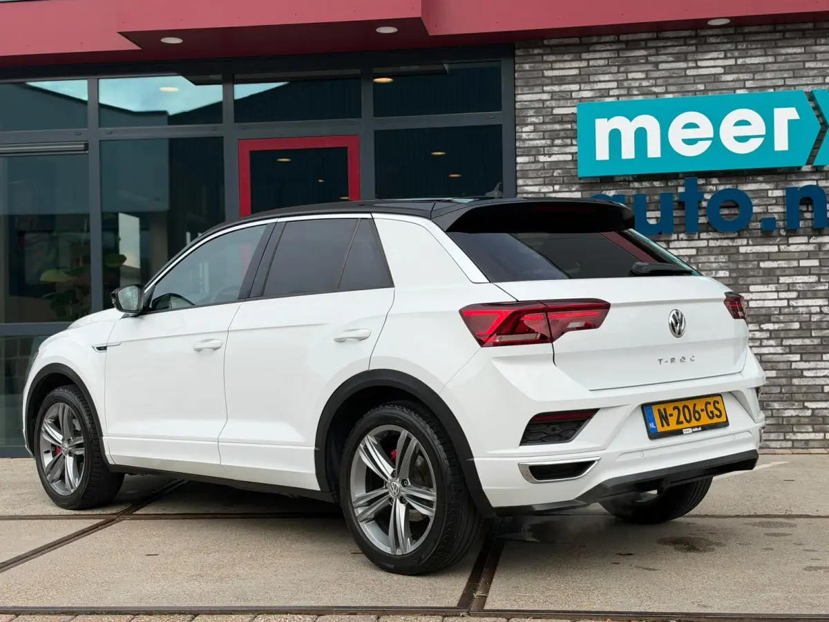 1.5 TSI 3x R-LINE DSG l VIRTUAL l CAMERA l ST-VERW l TREKHAAK l ADAPT.CRUISE l LANE ASSIST l CARPLAY
