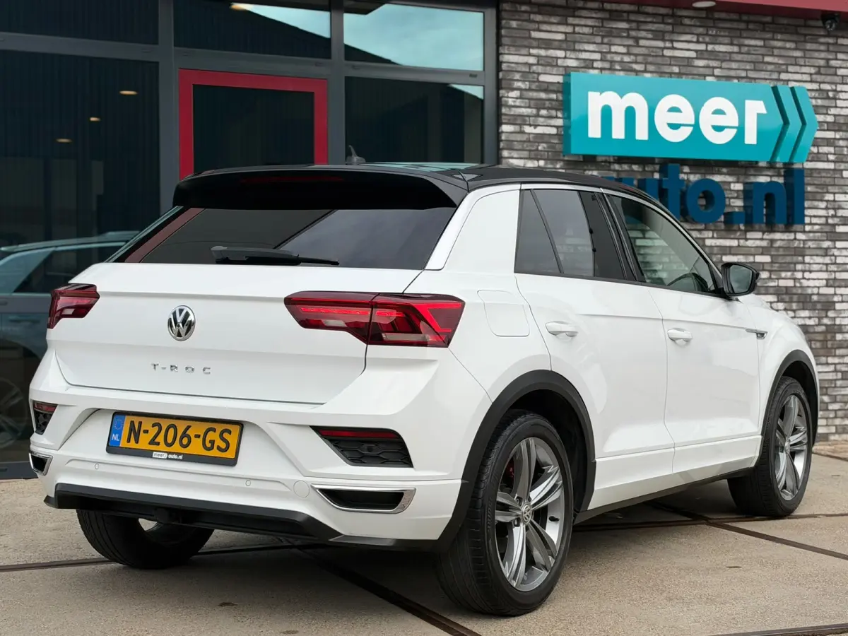 1.5 TSI 3x R-LINE DSG l VIRTUAL l CAMERA l ST-VERW l TREKHAAK l ADAPT.CRUISE l LANE ASSIST l CARPLAY