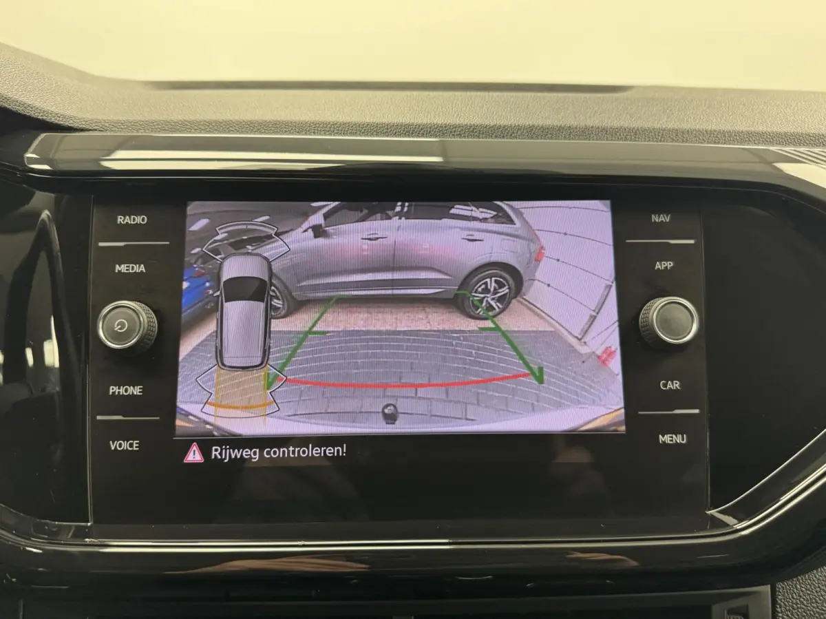 1.0 TSi Style 110PK Automaat-Trekhaak-Navigatie-Cr.contr-Carplay-Clima-Camera-Stoelverwarming-Parkeersensoren-Virtual-Lm18''velgen