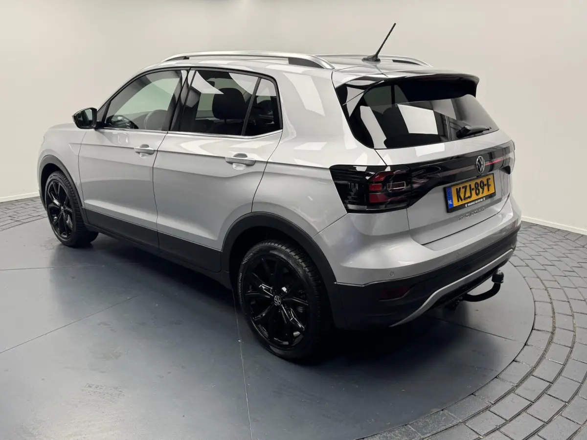 1.0 TSi Style 110PK Automaat-Trekhaak-Navigatie-Cr.contr-Carplay-Clima-Camera-Stoelverwarming-Parkeersensoren-Virtual-Lm18''velgen