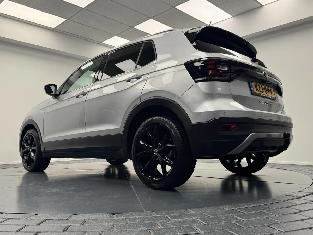 1.0 TSi Style 110PK Automaat-Trekhaak-Navigatie-Cr.contr-Carplay-Clima-Camera-Stoelverwarming-Parkeersensoren-Virtual-Lm18''velgen