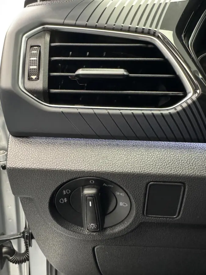 1.0 TSi Style 110PK Automaat-Trekhaak-Navigatie-Cr.contr-Carplay-Clima-Camera-Stoelverwarming-Parkeersensoren-Virtual-Lm18''velgen