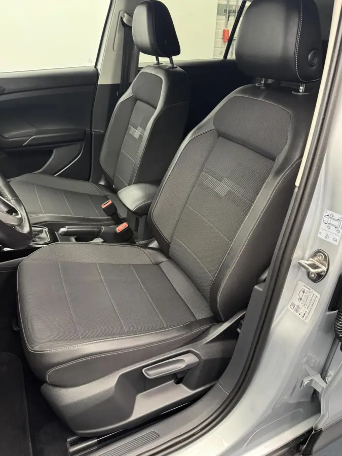 1.0 TSi Style 110PK Automaat-Trekhaak-Navigatie-Cr.contr-Carplay-Clima-Camera-Stoelverwarming-Parkeersensoren-Virtual-Lm18''velgen