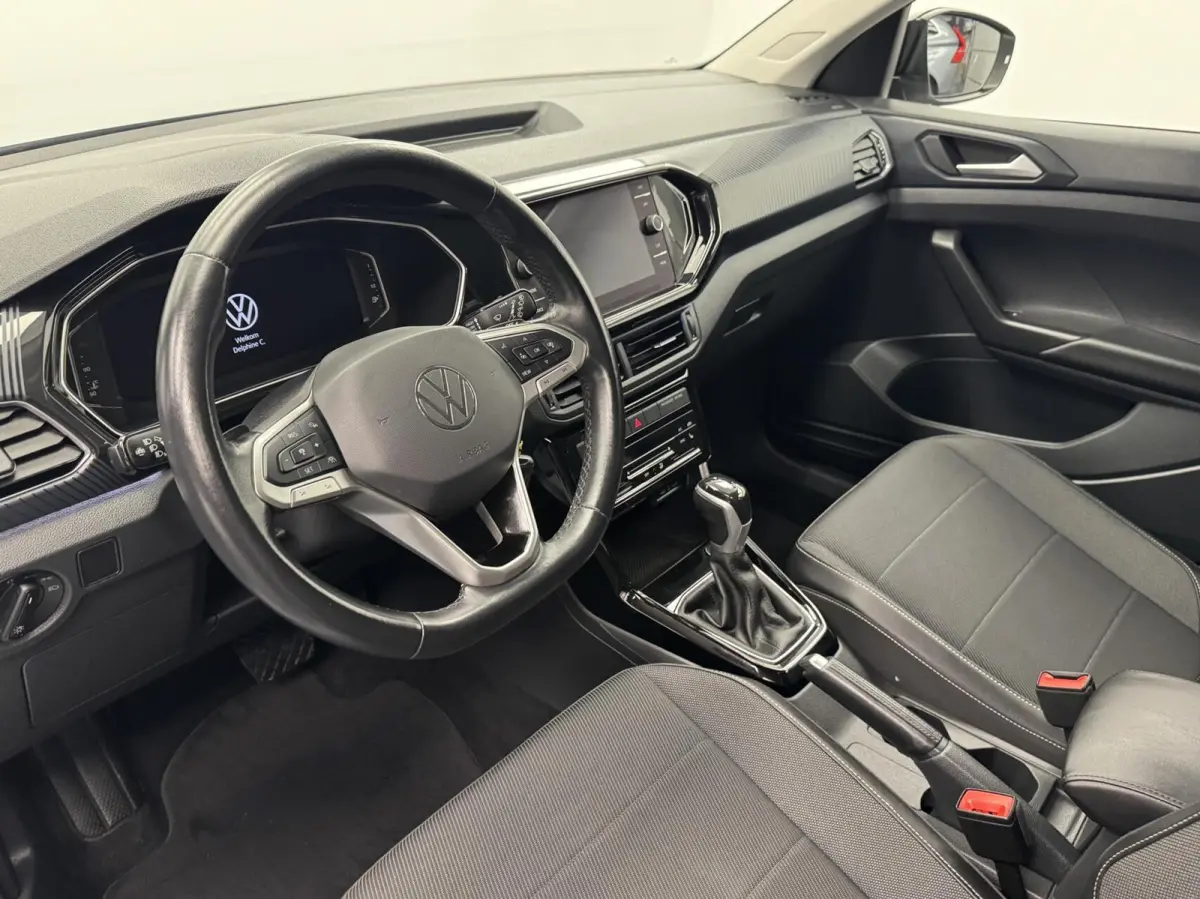 1.0 TSi Style 110PK Automaat-Trekhaak-Navigatie-Cr.contr-Carplay-Clima-Camera-Stoelverwarming-Parkeersensoren-Virtual-Lm18''velgen