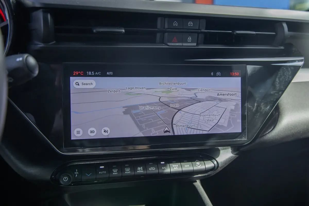 1.2 Turbo Hybrid Ibrida Speciale | Apple Carplay/Android Auto | Elek. Stoelen met Massagefunctie | Dodehoek detectie | Matrix LED | Keyless | Sfeerverlichting | Apple Carplay/Android Auto|te