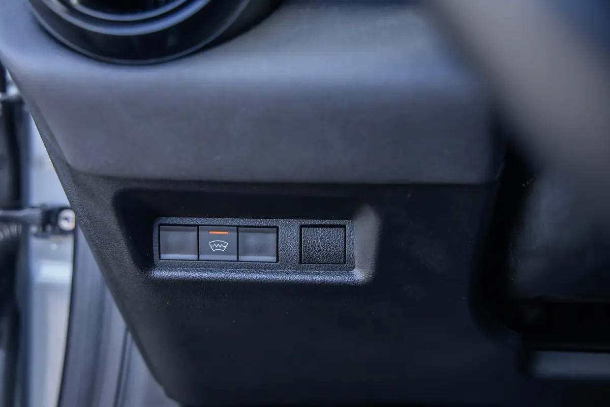 1.2 Turbo Hybrid Ibrida Speciale | Apple Carplay/Android Auto | Elek. Stoelen met Massagefunctie | Dodehoek detectie | Matrix LED | Keyless | Sfeerverlichting | Apple Carplay/Android Auto|te