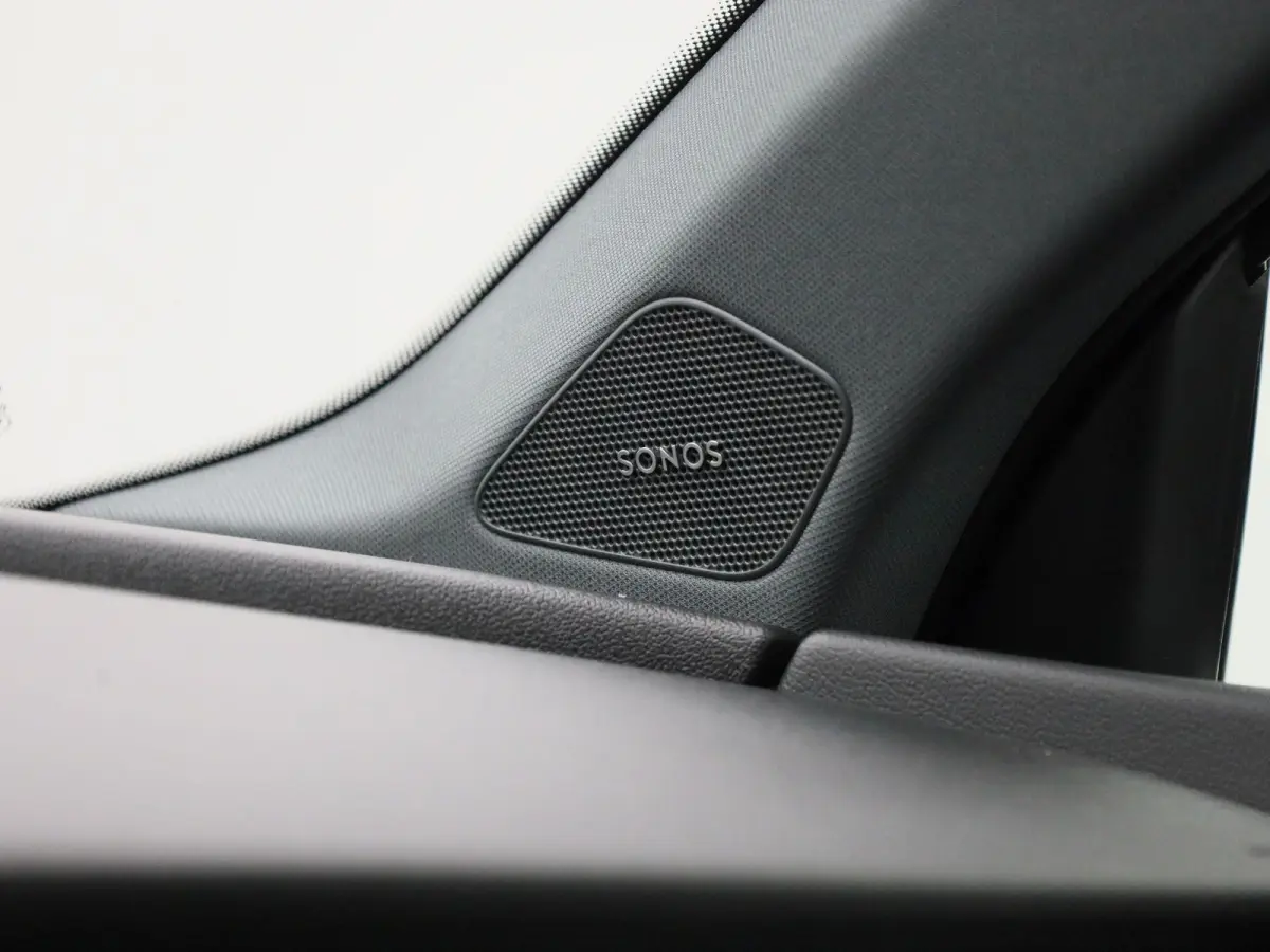 30 TFSI Advanced edition 116 PK | Automaat | Adaptive cruise control | Panoramadak | Camera | Head-up display | Navigatie | SONOS | Autom. airconditioning 3 zones | Stoelverwarming voorin | 