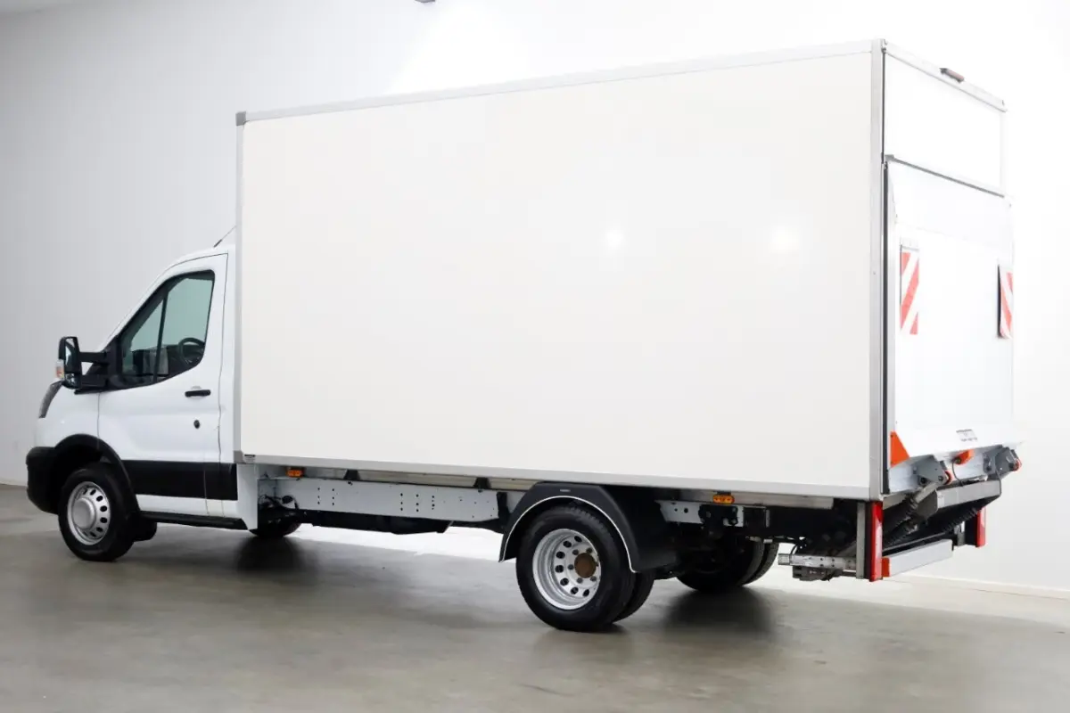350 2.0 TDCI 130pk Trend Dubbel Lucht Bakwagen met laadklep 06-2022