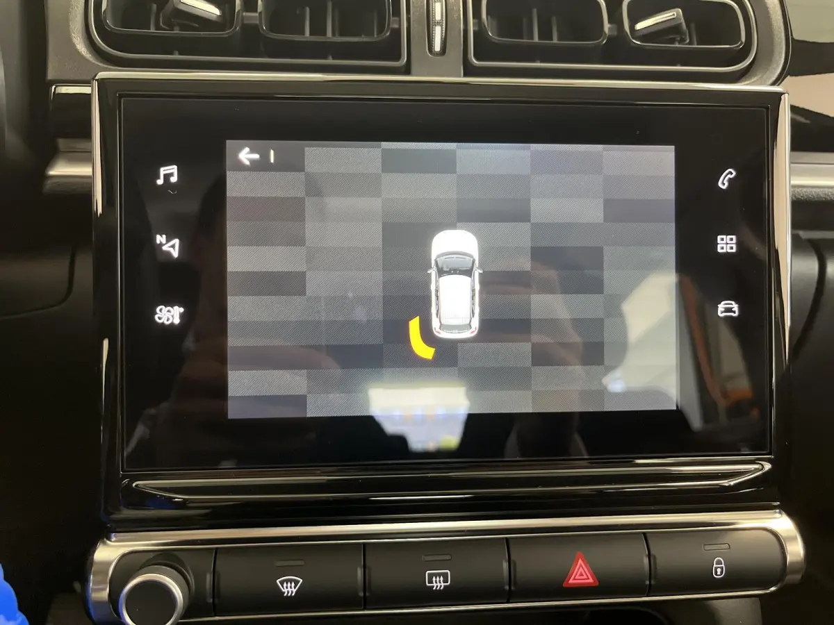 1.2 PureTech Plus | Apple carplay & Android auto | Navi | Airco | Sensoren Achter | 12497 KM