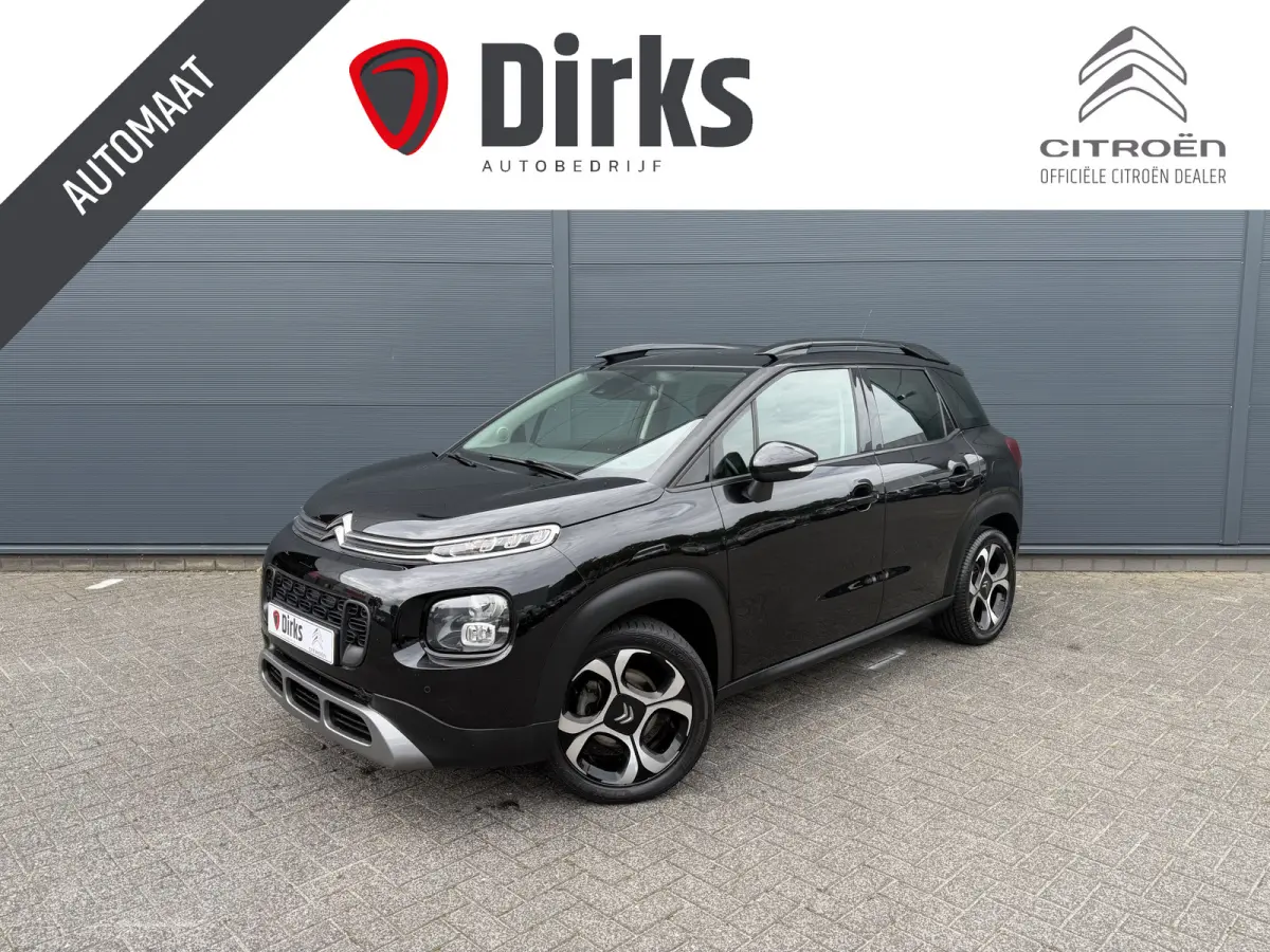 110pk Shine (Trekhaak - Camera - Parkeersensoren V+A - Automatische Airco - Navigatie - Apple Carplay)