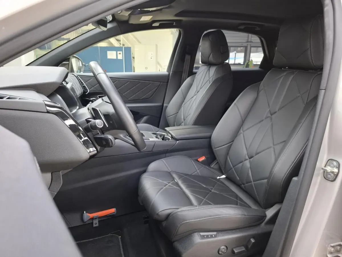 1.6 PHEV 300 4x4 Pallas | Schuif-/Kanteldak | Vol-Leder | Adaptive Cruise | Stoelverwarming | 7,4kW Lader | Achteruitrijcamera | !!