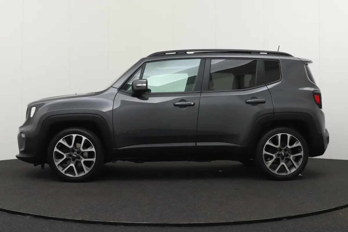 1.5T 131 PK Aut. e-Hybrid S Pano-dak 19'LMV Camera Dodehoek