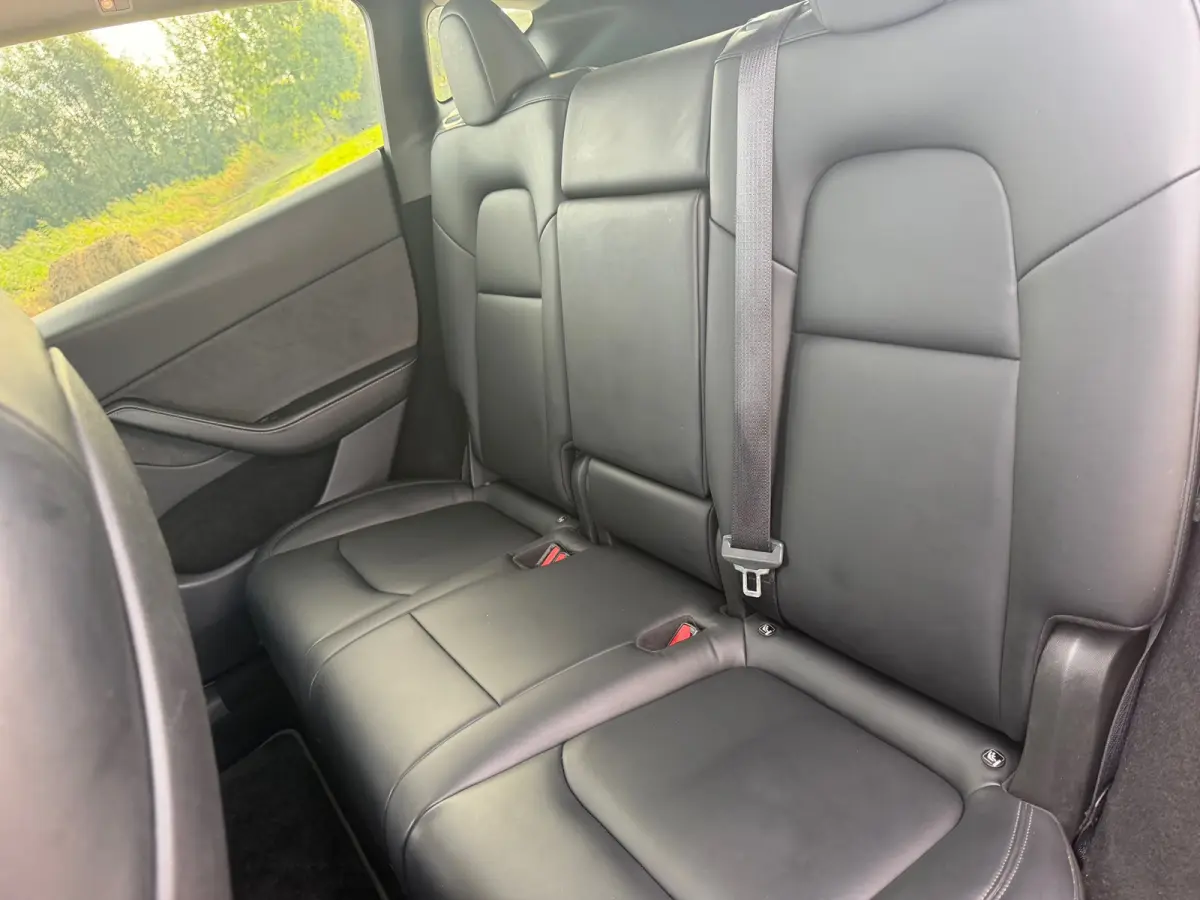 Long Range AWD 75 kWh - Solid Black - SoH 92,4% - Topstaat