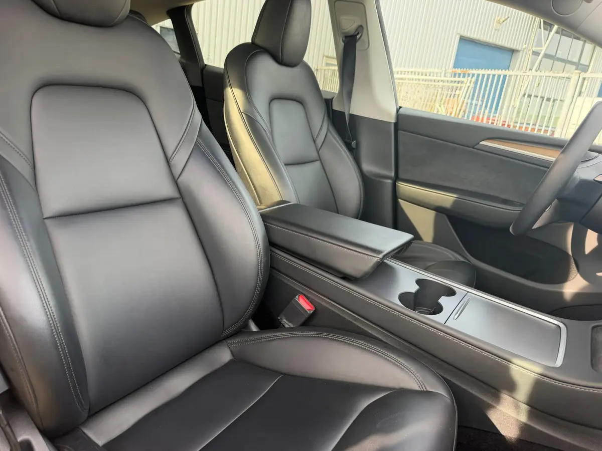 Long Range AWD 75 kWh - Solid Black - SoH 92,4% - Topstaat
